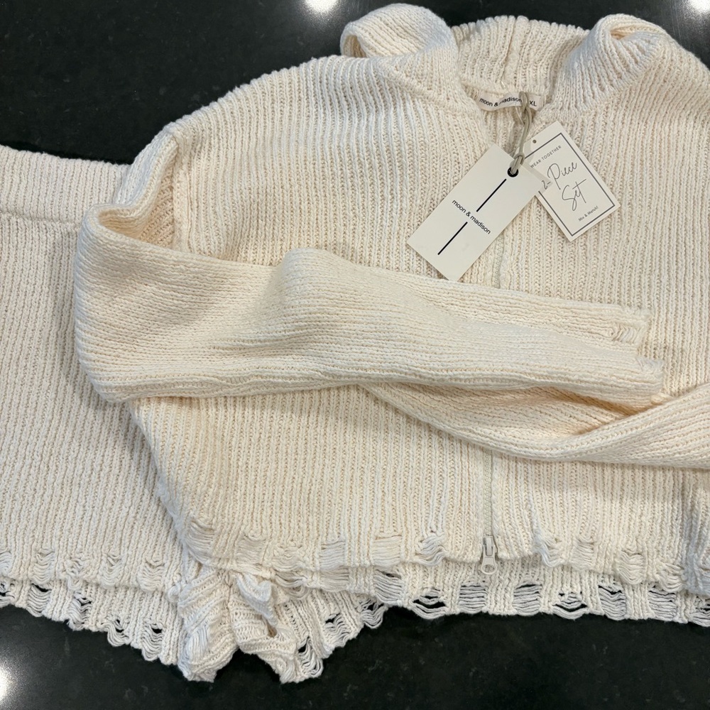 moon & madison Cream Knit Hoodie and Shorts Set